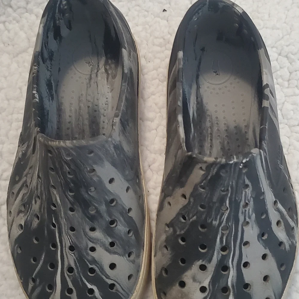 Native- Used Black and Gray Slip-On Shoes